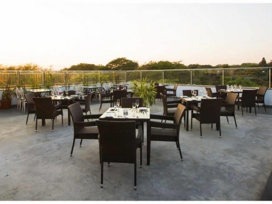 Tulip Inn Bangalore Luaran gambar