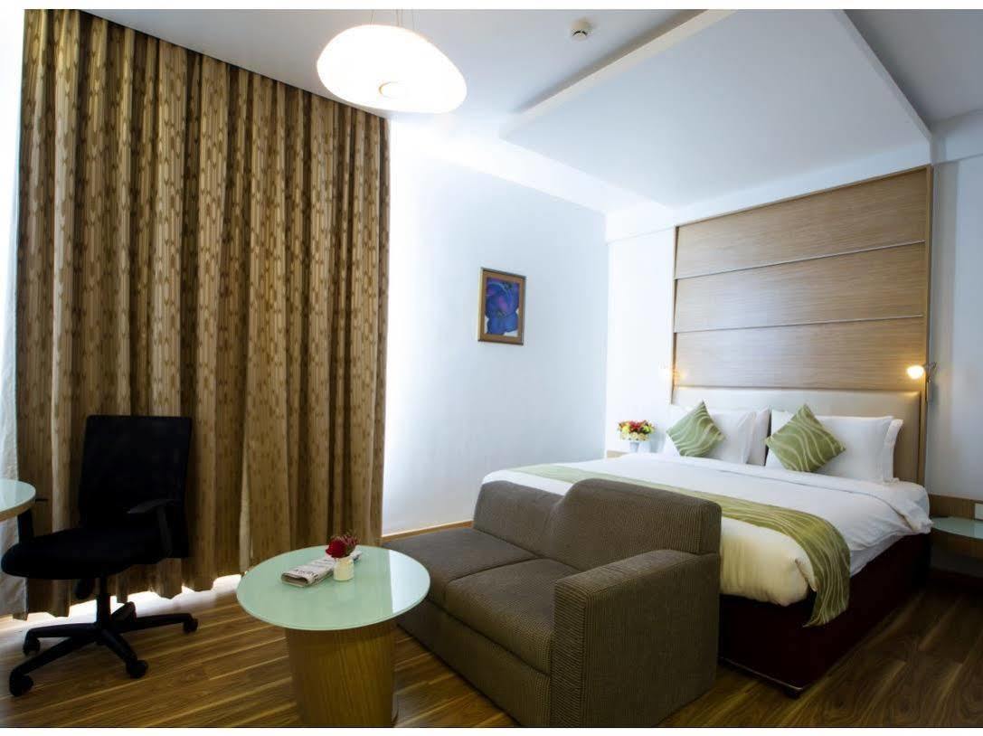 Tulip Inn Bangalore Luaran gambar